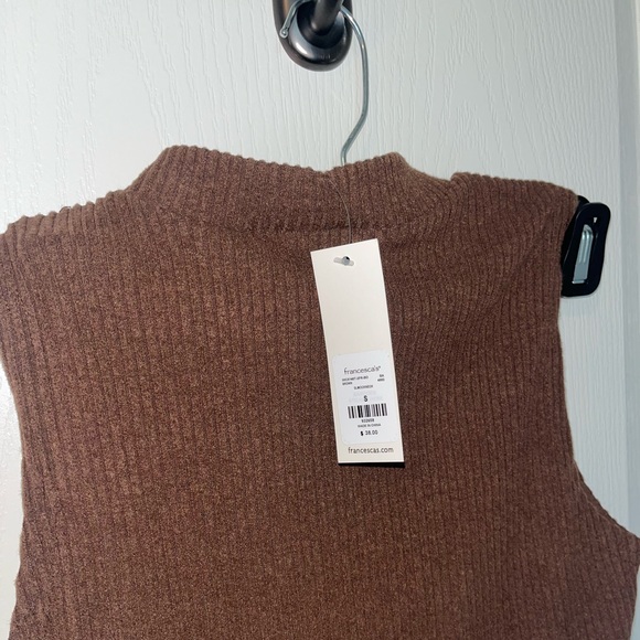 Ribbed Mock-neck Tanktop - Picture 2 of 3